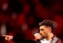 Flamengo volta a derrotar o Internacional e avança na Libertadores