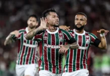 Em um clássico movimento, Fluminense derrota Flamengo no Maracanã