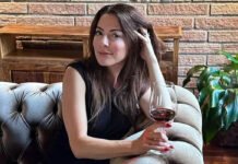 Ana Paula Padrão comemora 60 anos com festa anos 80 em São Paulo: ‘Tão radiante’