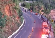 Equipes são mobilizadas para socorro à vítima em surto; tráfego lento