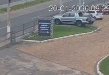 Vídeo mostra instante em que idosa é atropelada por dois carros em VG