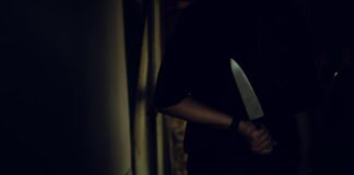 Júri condena a prisão filho que matou próprio pai a facadas após discussão