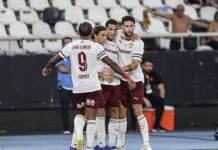 Flu derrota Vasco e sai em vantagem por vaga na final do Carioca
