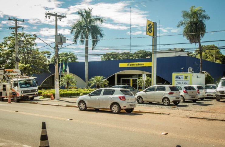 Governo de Mato Grosso paga salários de fevereiro nesta sexta-feira (27)