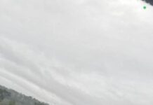 Carreta-tanque tomba na BR-163 e bloqueia rodovia por horas