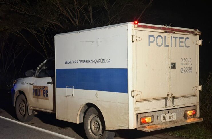 Homem é torturado e morto com 12 facadas dentro de casa