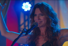 Em vídeo, Letícia Spiller mostra que além de atuar em novelas, também canta muito bem