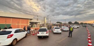 Operação Lei Seca prende seis motoristas por embriaguez ao volante, desobediência e porte ilegal de arma