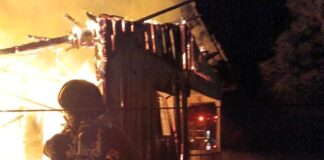 Corpo de Bombeiros extingue incêndio residencial no bairro Setor Industrial