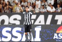 Botafogo bate Chape em jogo de abertura da 5ª fase da Copa do Brasil