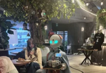 Veja Vídeo – Cafeteria no Japão inova ao colocar robôs controlados remotamente para servir os clientes