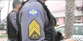 Alunos de 15 anos são detidos após invadir escola, vandalizar salas e pichar facção em Sorriso