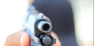 Homem é morto com tiros na cabeça dentro de casa em MT