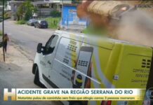 Veja Vídeo – Motorista pulou de caminhão sem freio que atingiu carros; 3 pessoas morreram