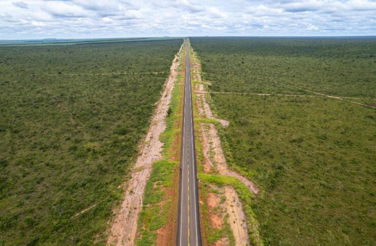 Governo asfalta rodovias em todas as regiões de Mato Grosso