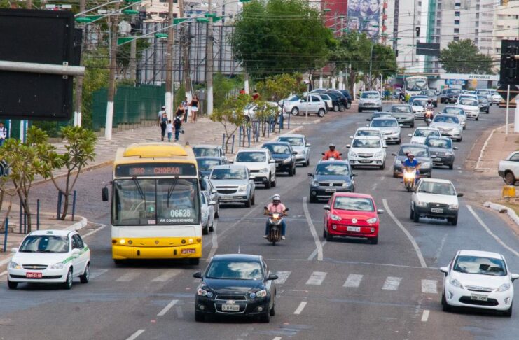 IPVA com desconto de 3% para veículos com placas finais 8, 9 e 0 pode ser pago até dia 20 de maio