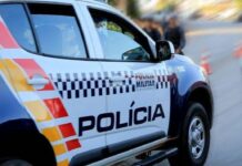 Jovem é agredida no estacionamento de restaurante; duas mulheres são presas