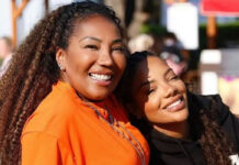 Ludmilla surpreende mãe com carro de luxo em aniversário de 50 anos: ‘Quase 1 milhão’