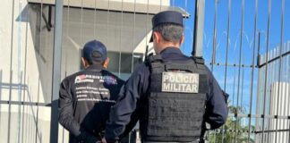 Tornozelado é preso por ameaçar e agredir a esposa durante discussão