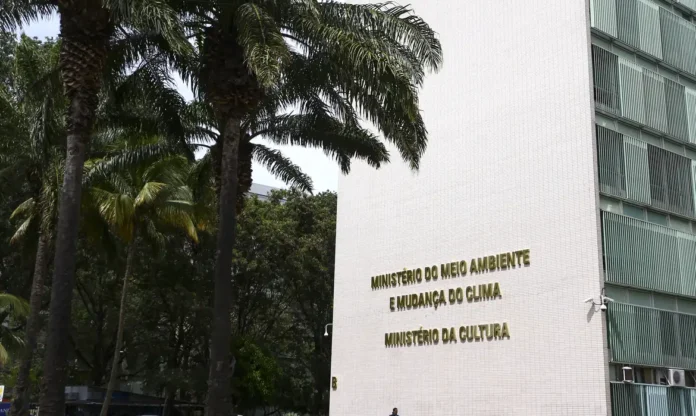 fachada-ministerio_mcamgo_abr_100420231818-37
