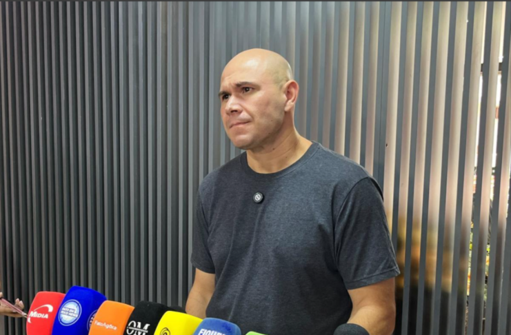 Abílio atrela crise do comércio à internet e culpa Lula por criminalidade