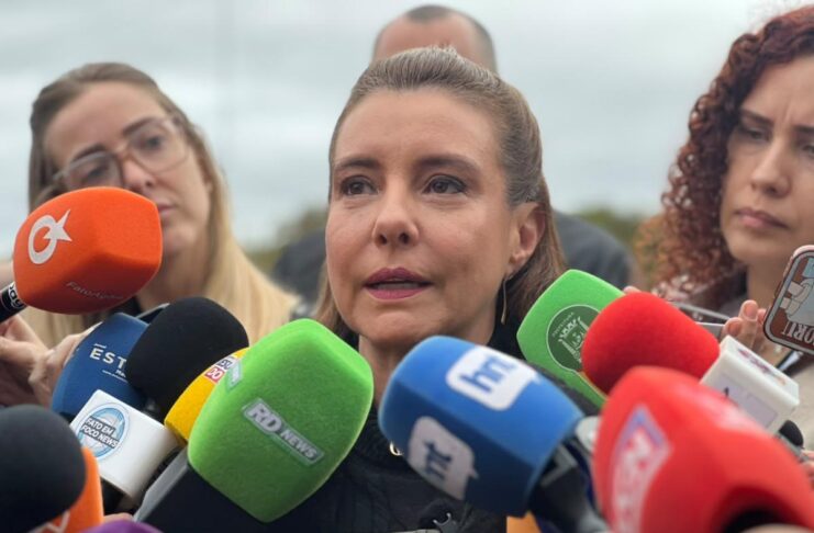 Sem medo de punição, Flávia avalia deixar o PL por ‘falta de relacionamento’