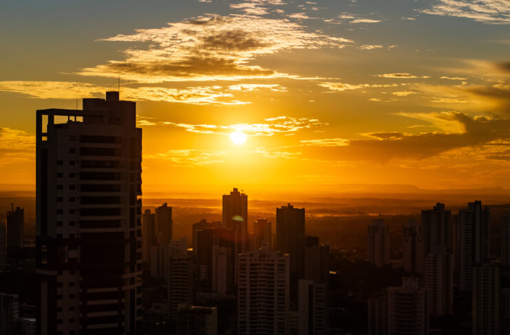 Com calor intenso, Defesa Civil orienta pais a redobrarem cuidados com crianças e bebês