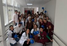 Em mais de 100 dias internado, paciente reaprende a falar e andar com apoio multidisciplinar no Hospital Central